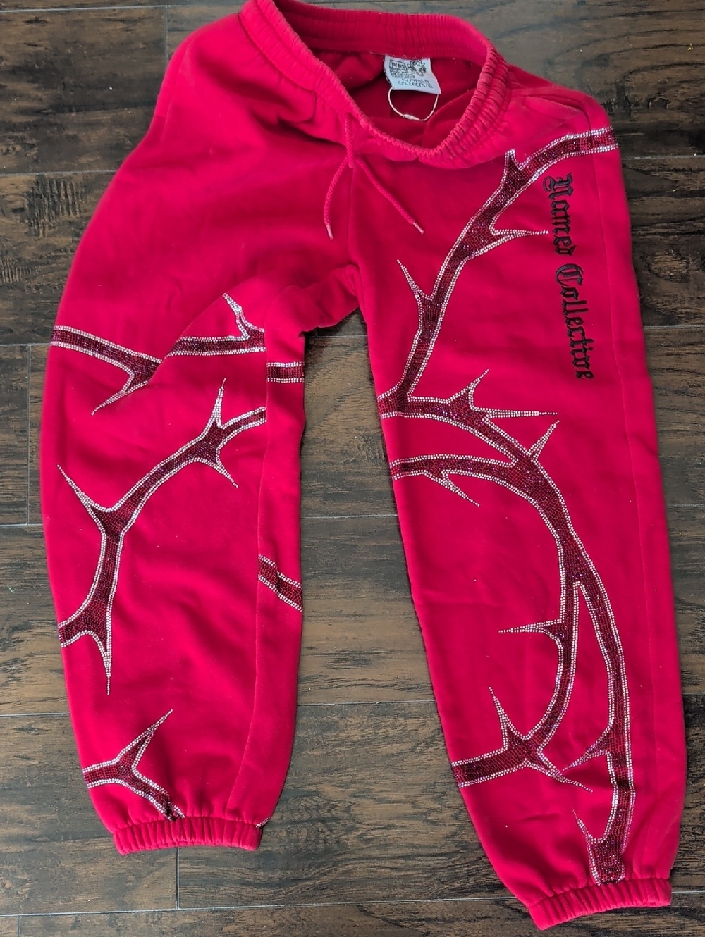 THORN RHINESTONE SWEATPANTS RED